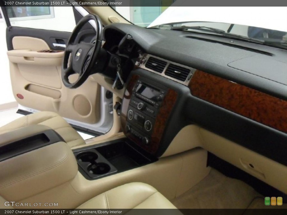 Light Cashmere/Ebony Interior Dashboard for the 2007 Chevrolet Suburban 1500 LT #39177475
