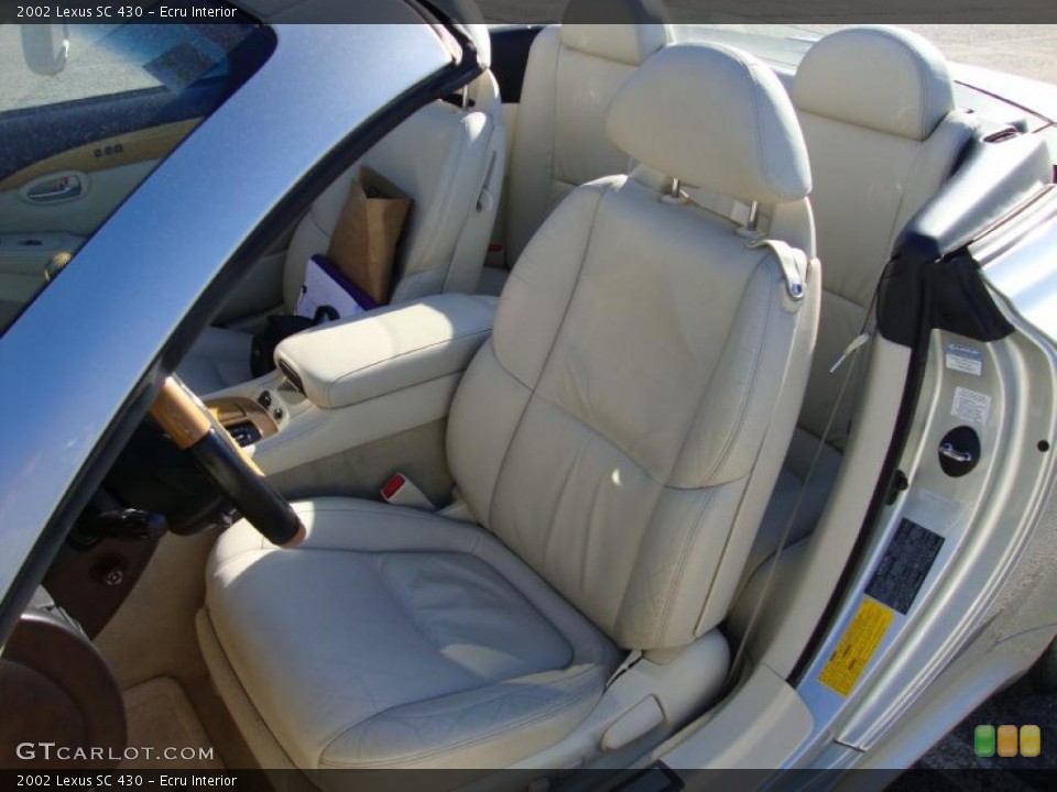 Ecru Interior Photo for the 2002 Lexus SC 430 #39178199