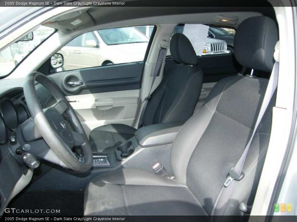 Dark Slate Gray/Light Graystone Interior Photo for the 2005 Dodge Magnum SE #39180367