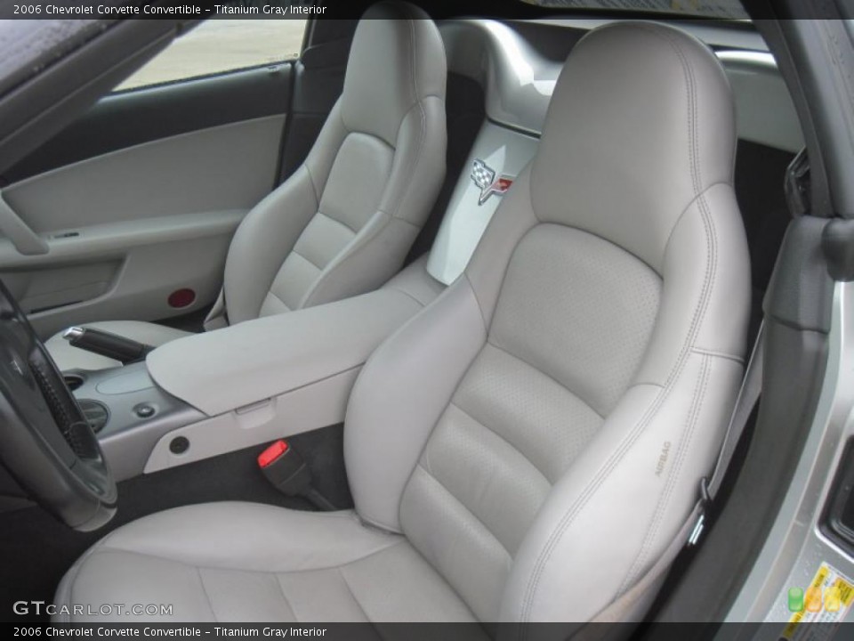 Titanium Gray Interior Photo for the 2006 Chevrolet Corvette Convertible #39186911