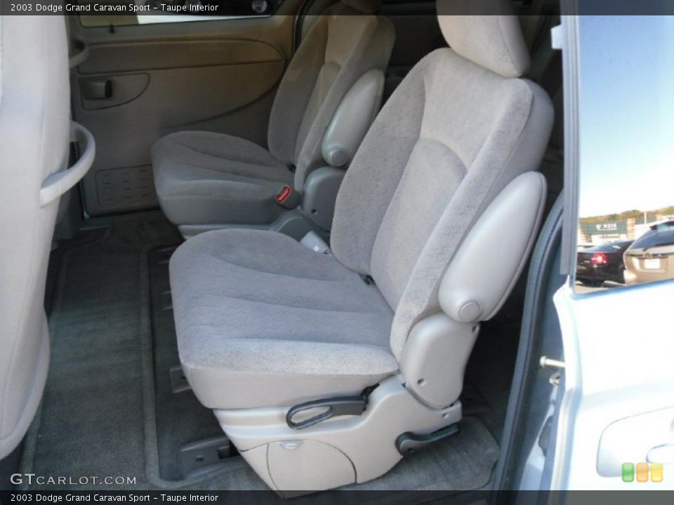 Taupe Interior Photo for the 2003 Dodge Grand Caravan Sport #39187943