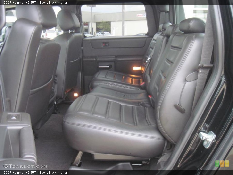 Ebony Black Interior Photo for the 2007 Hummer H2 SUT #39188323