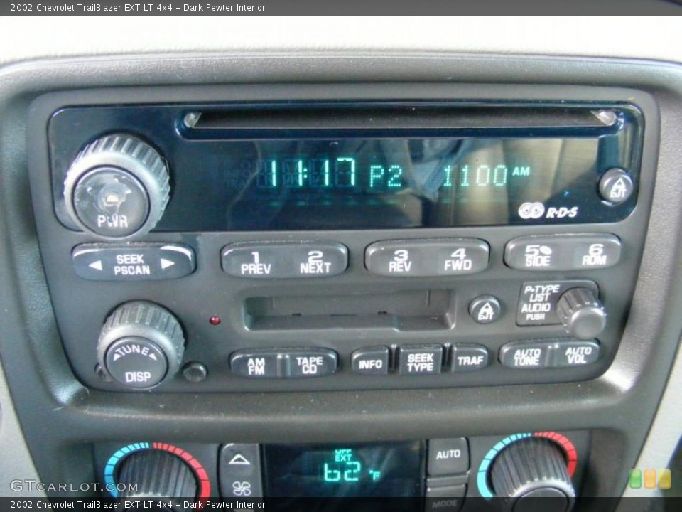 Dark Pewter Interior Controls for the 2002 Chevrolet TrailBlazer EXT LT 4x4 #39189959