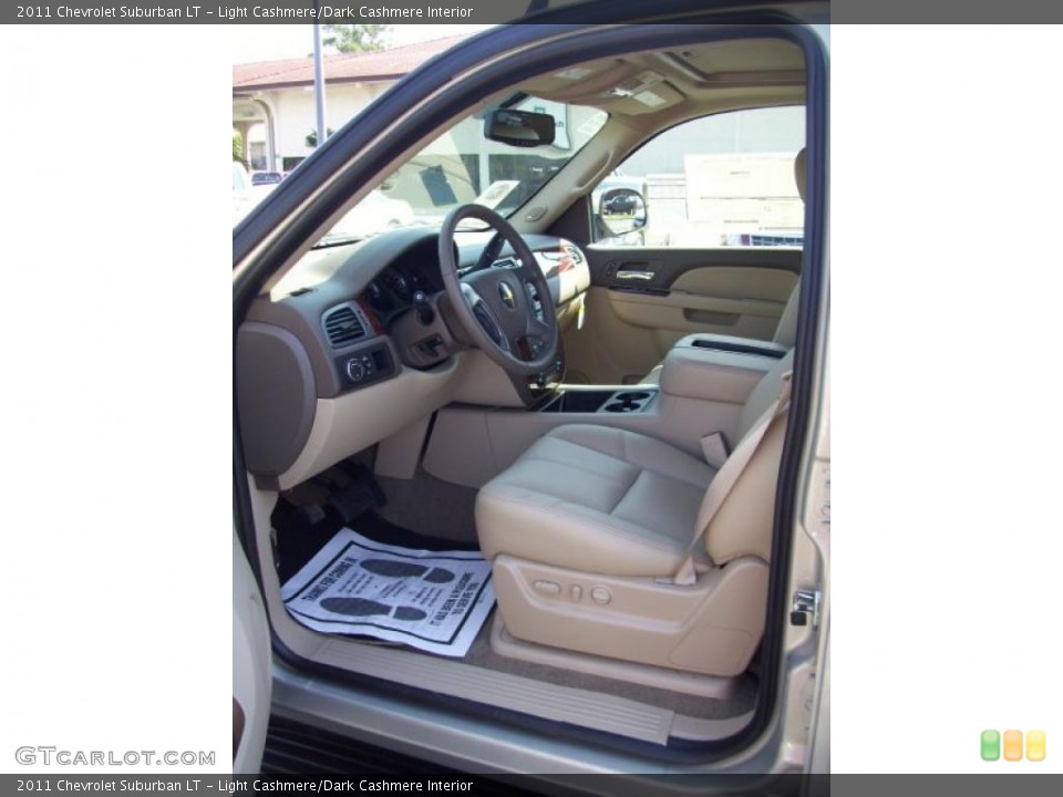 Light Cashmere/Dark Cashmere Interior Photo for the 2011 Chevrolet Suburban LT #39190255