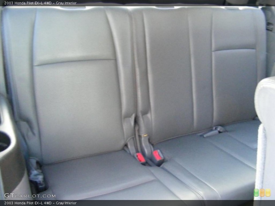 Gray Interior Photo for the 2003 Honda Pilot EX-L 4WD #39191539