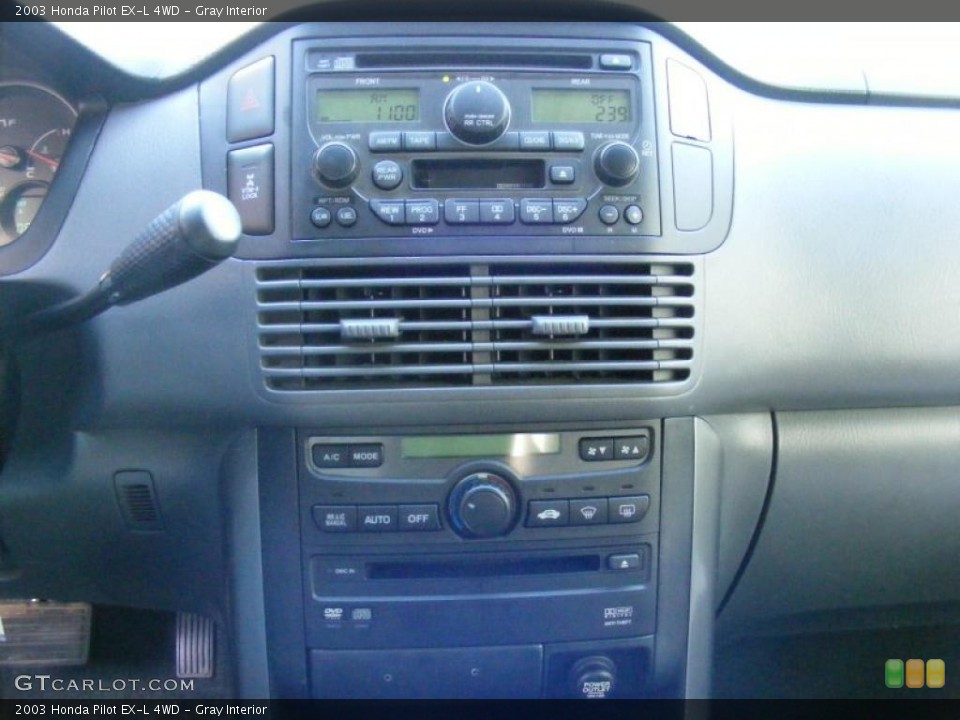 Gray Interior Controls for the 2003 Honda Pilot EX-L 4WD #39191667