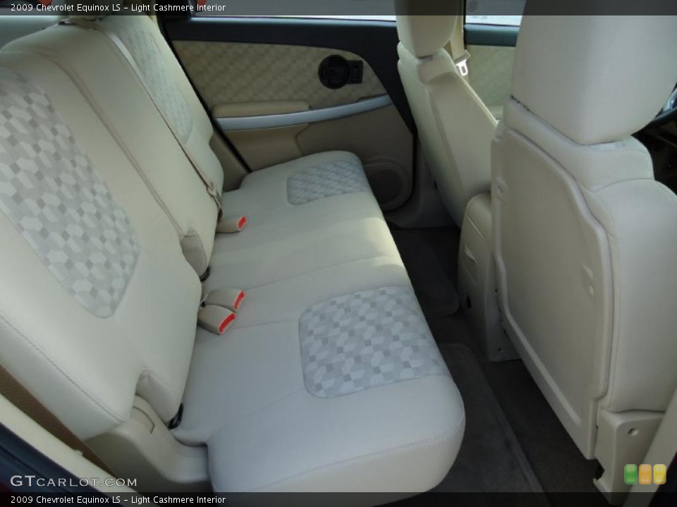 Light Cashmere Interior Photo for the 2009 Chevrolet Equinox LS #39196631