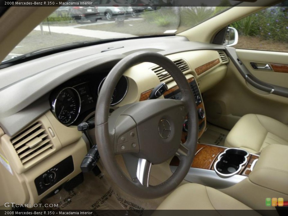 Macadamia Interior Prime Interior for the 2008 Mercedes-Benz R 350 #39197751