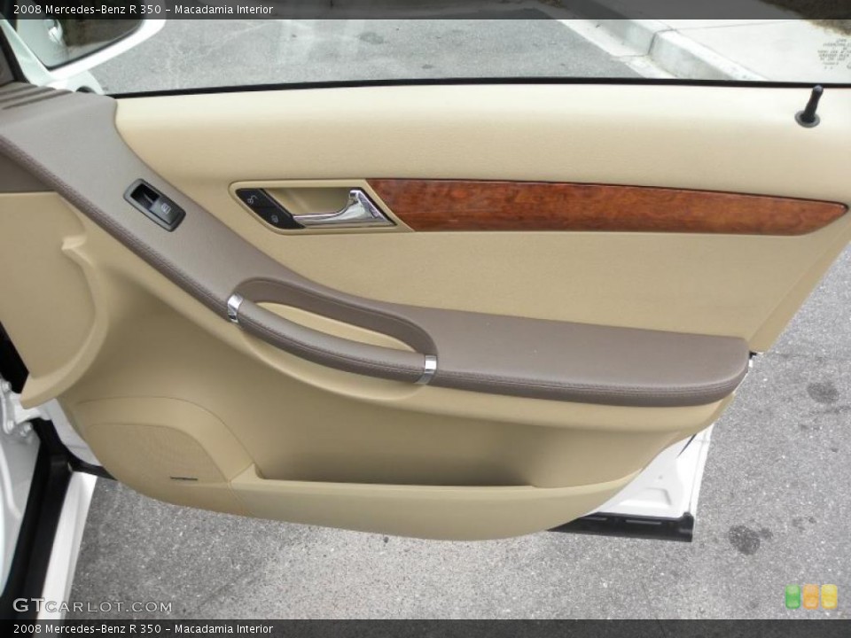 Macadamia Interior Door Panel for the 2008 Mercedes-Benz R 350 #39197875