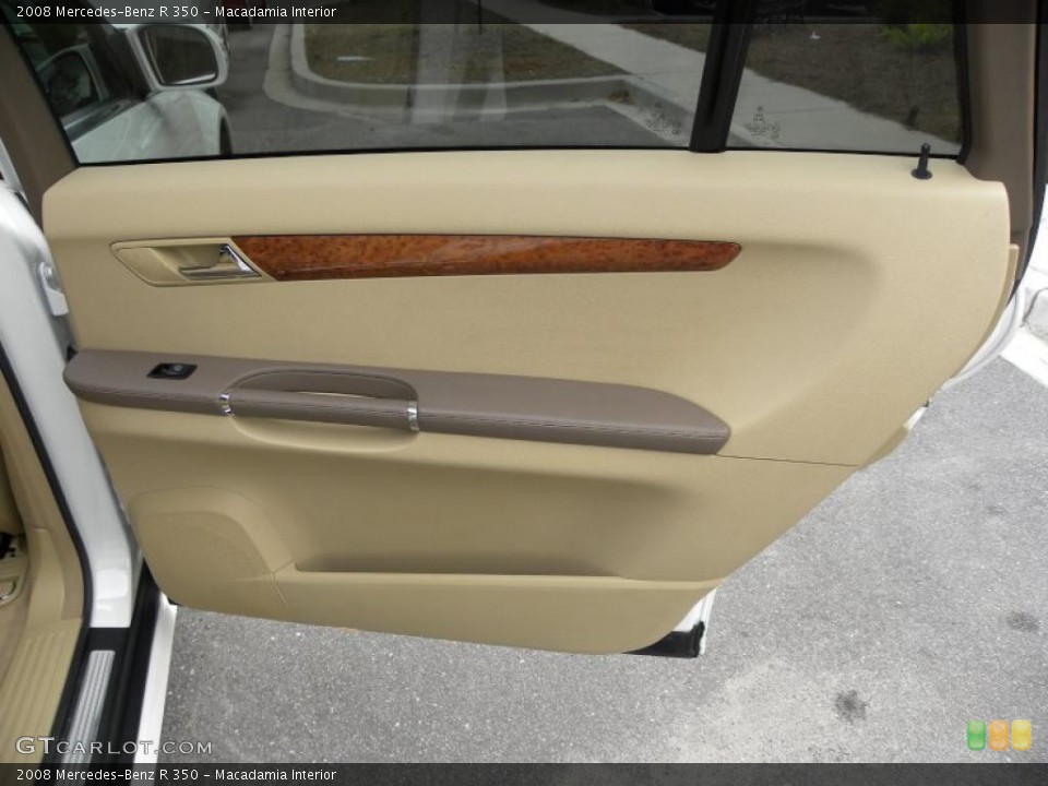 Macadamia Interior Door Panel for the 2008 Mercedes-Benz R 350 #39197907