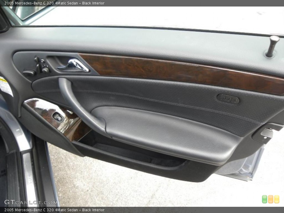 Black Interior Door Panel for the 2005 Mercedes-Benz C 320 4Matic Sedan #39199039