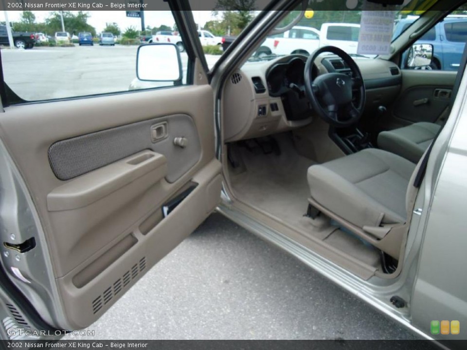 Beige Interior Photo for the 2002 Nissan Frontier XE King Cab #39199267