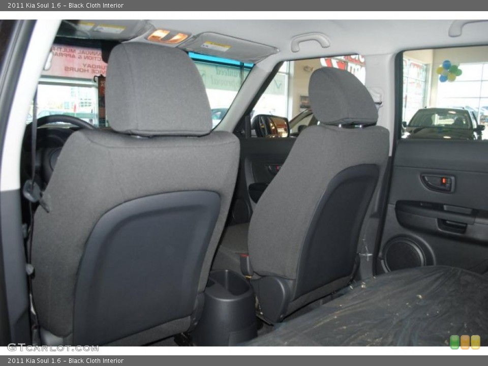 Black Cloth Interior Photo for the 2011 Kia Soul 1.6 #39199867