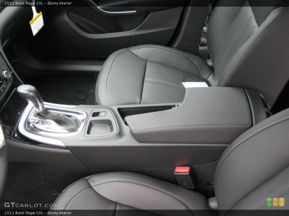Ebony Interior Photo for the 2011 Buick Regal CXL #39201015