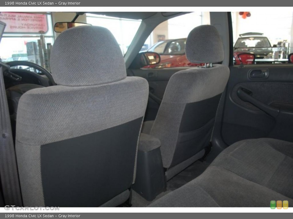 Gray Interior Photo for the 1998 Honda Civic LX Sedan #39201743