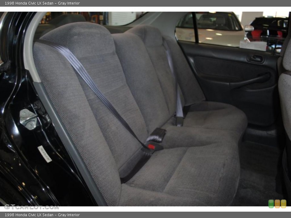 Gray Interior Photo for the 1998 Honda Civic LX Sedan #39201775