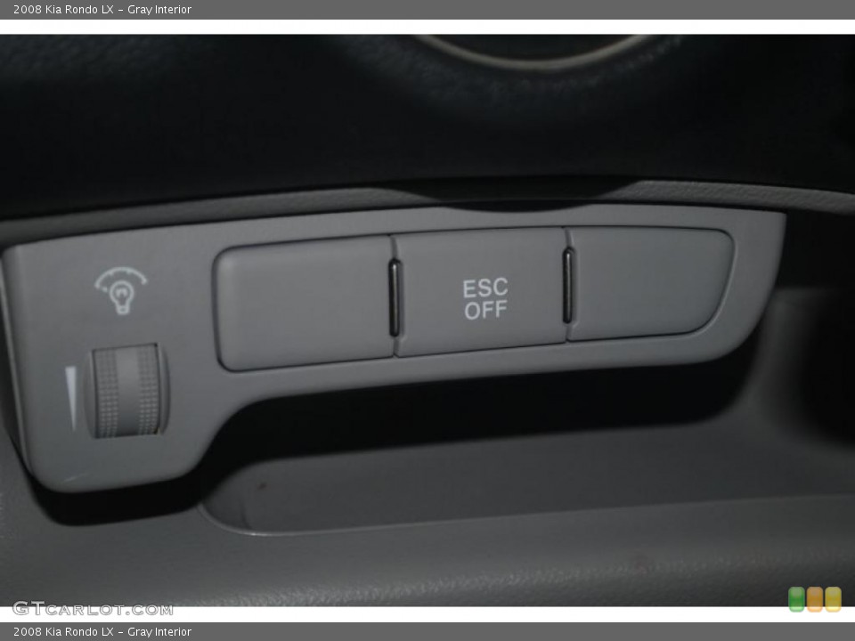 Gray Interior Controls for the 2008 Kia Rondo LX #39202600