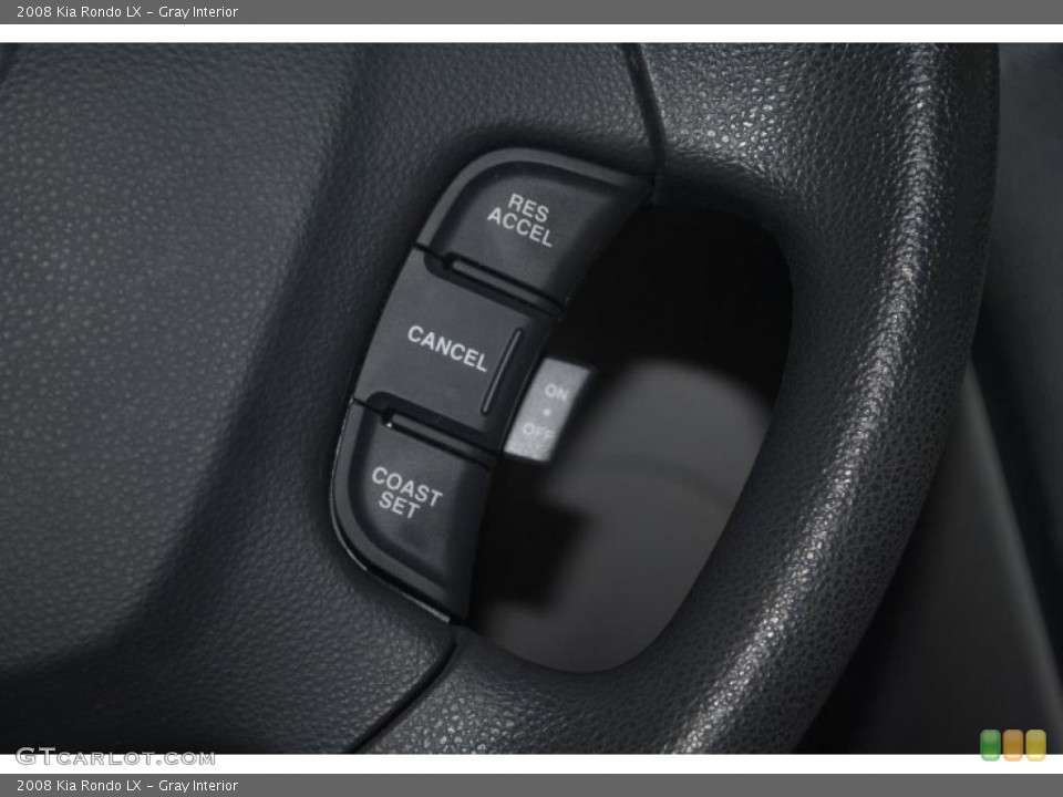 Gray Interior Controls for the 2008 Kia Rondo LX #39202619