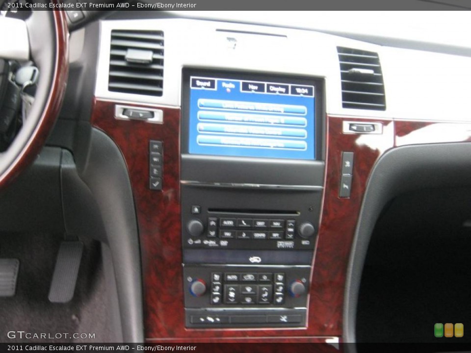 Ebony/Ebony Interior Controls for the 2011 Cadillac Escalade EXT Premium AWD #39203195