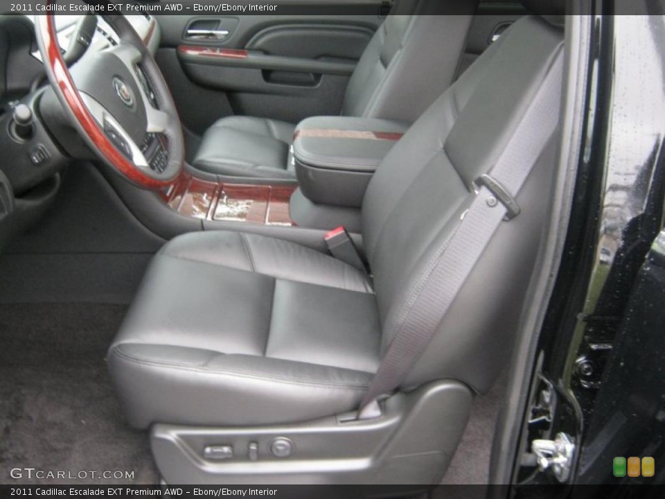 Ebony/Ebony Interior Photo for the 2011 Cadillac Escalade EXT Premium AWD #39203291