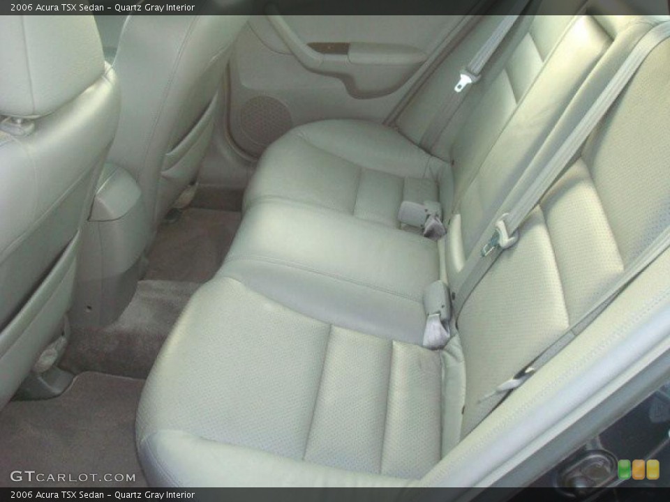 Quartz Gray Interior Photo for the 2006 Acura TSX Sedan #39204287