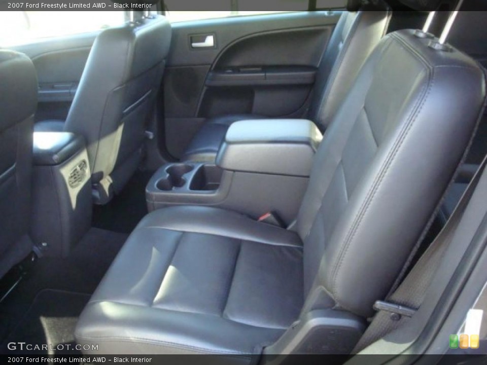 Black Interior Photo for the 2007 Ford Freestyle Limited AWD #39205988