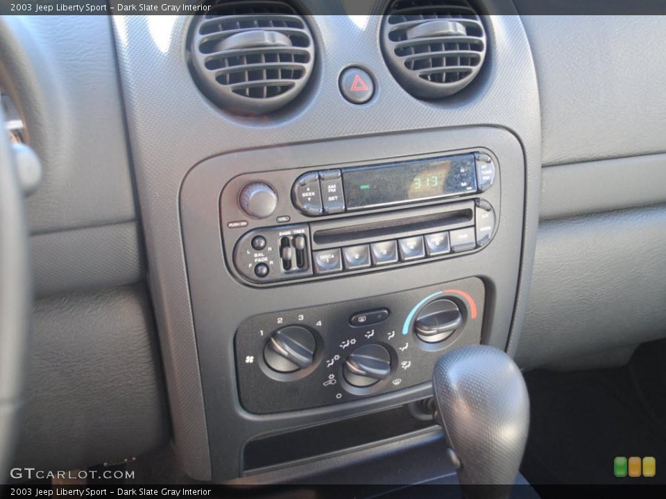 Dark Slate Gray Interior Controls for the 2003 Jeep Liberty Sport #39207190