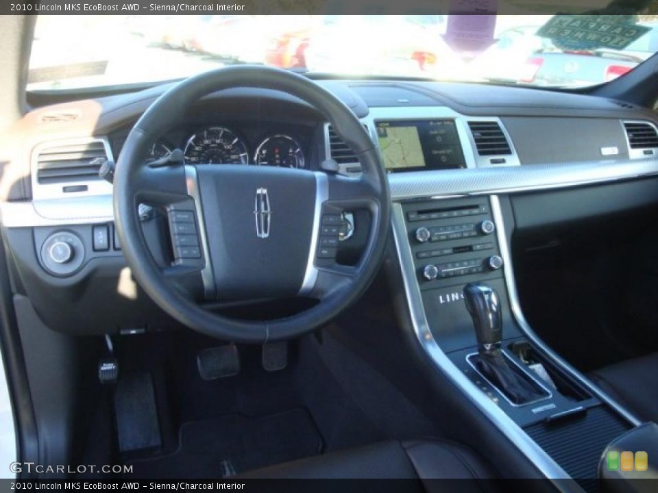 Sienna/Charcoal 2010 Lincoln MKS Interiors
