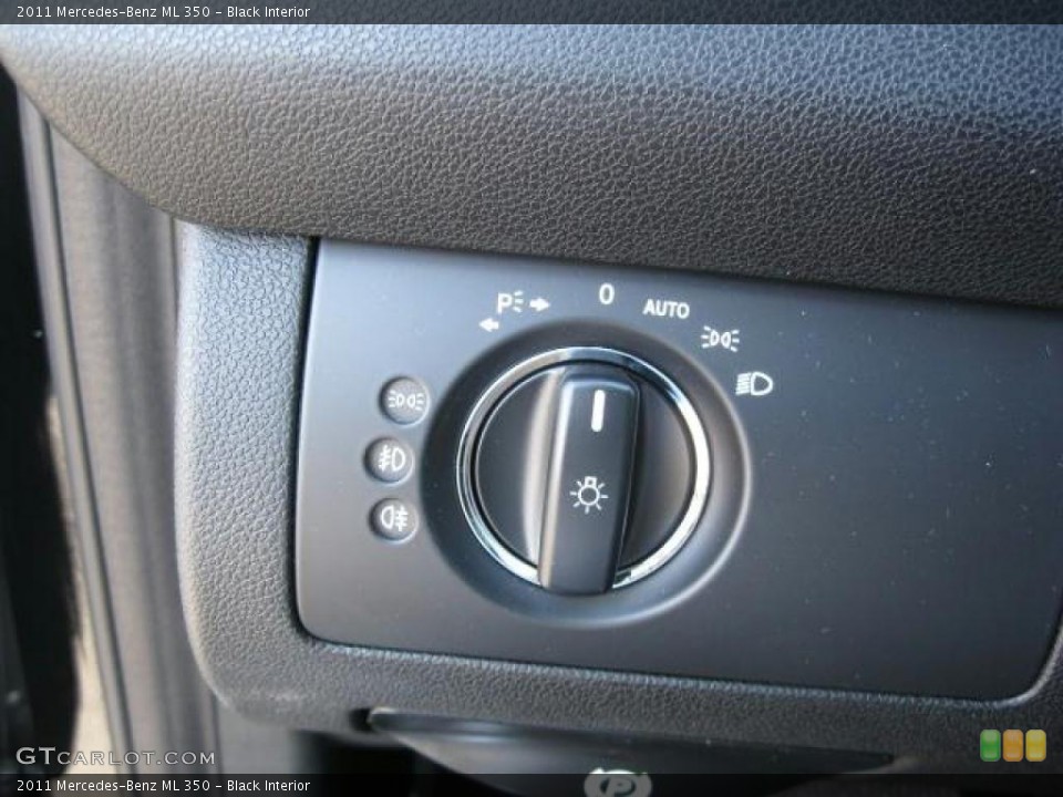 Black Interior Controls for the 2011 Mercedes-Benz ML 350 #39208918