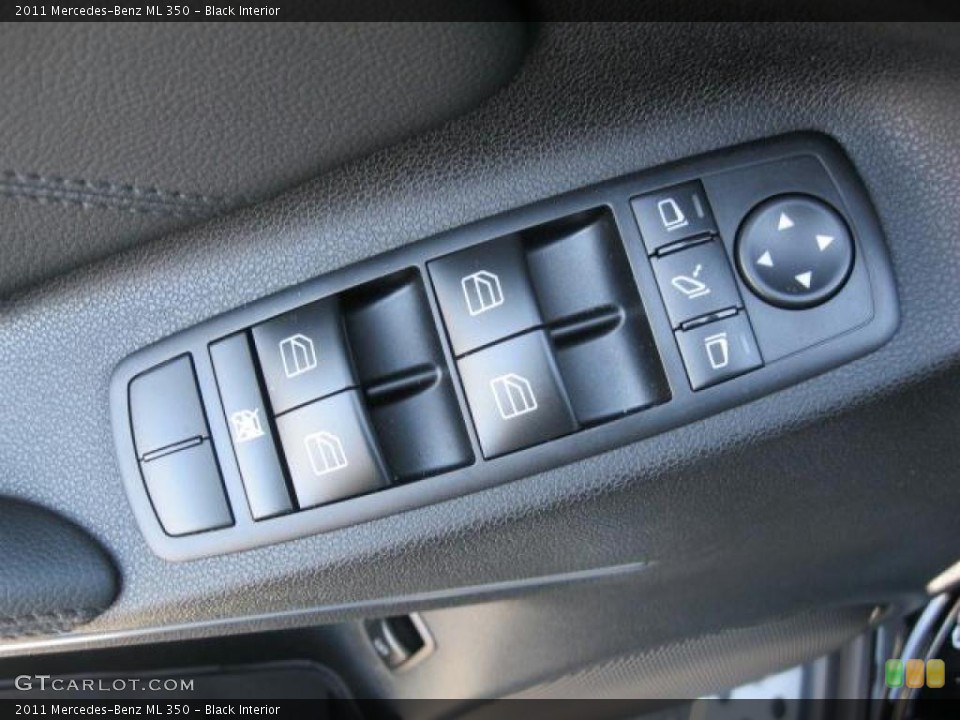 Black Interior Controls for the 2011 Mercedes-Benz ML 350 #39208934