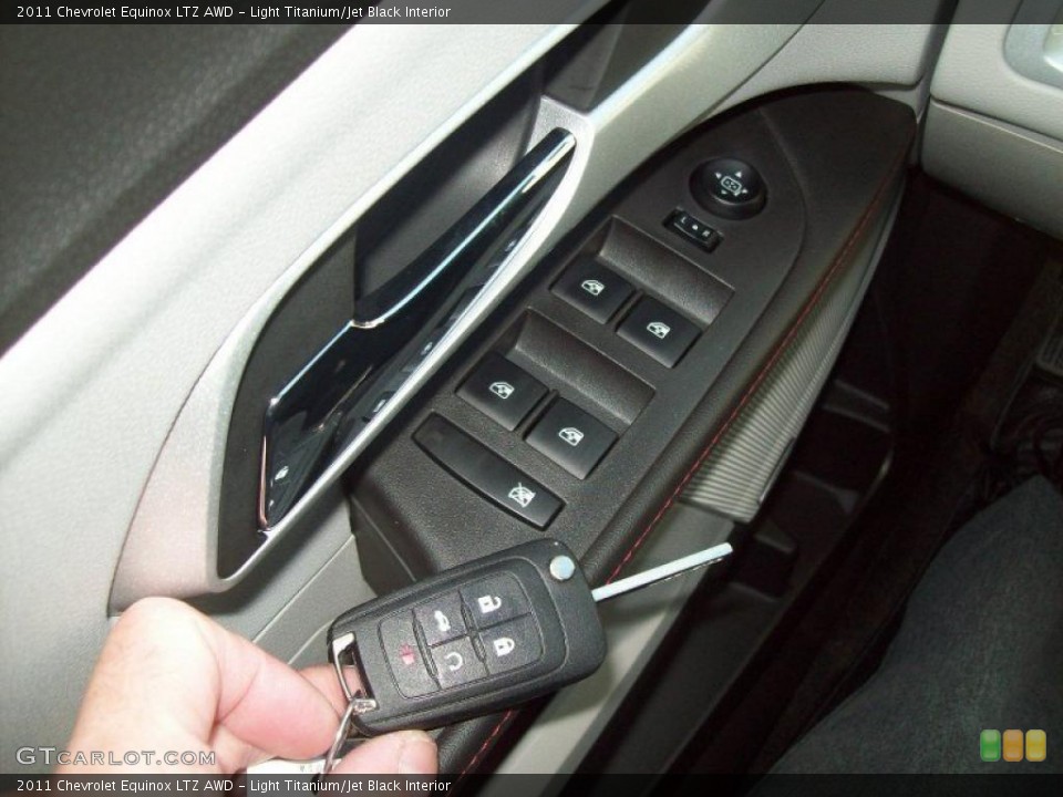 Light Titanium/Jet Black Interior Controls for the 2011 Chevrolet Equinox LTZ AWD #39210278