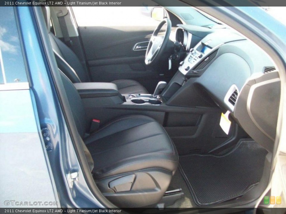 Light Titanium/Jet Black Interior Photo for the 2011 Chevrolet Equinox LTZ AWD #39210826