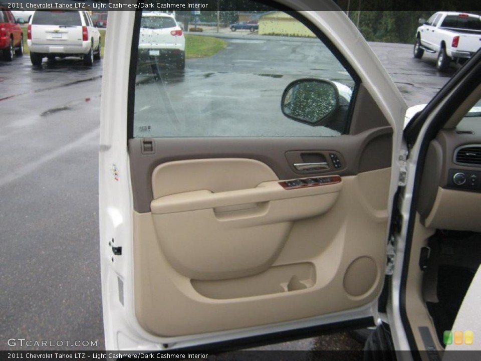Light Cashmere/Dark Cashmere Interior Door Panel for the 2011 Chevrolet Tahoe LTZ #39211038