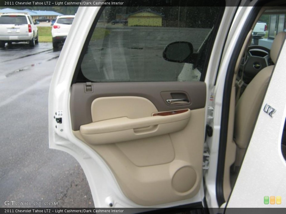 Light Cashmere/Dark Cashmere Interior Door Panel for the 2011 Chevrolet Tahoe LTZ #39211082