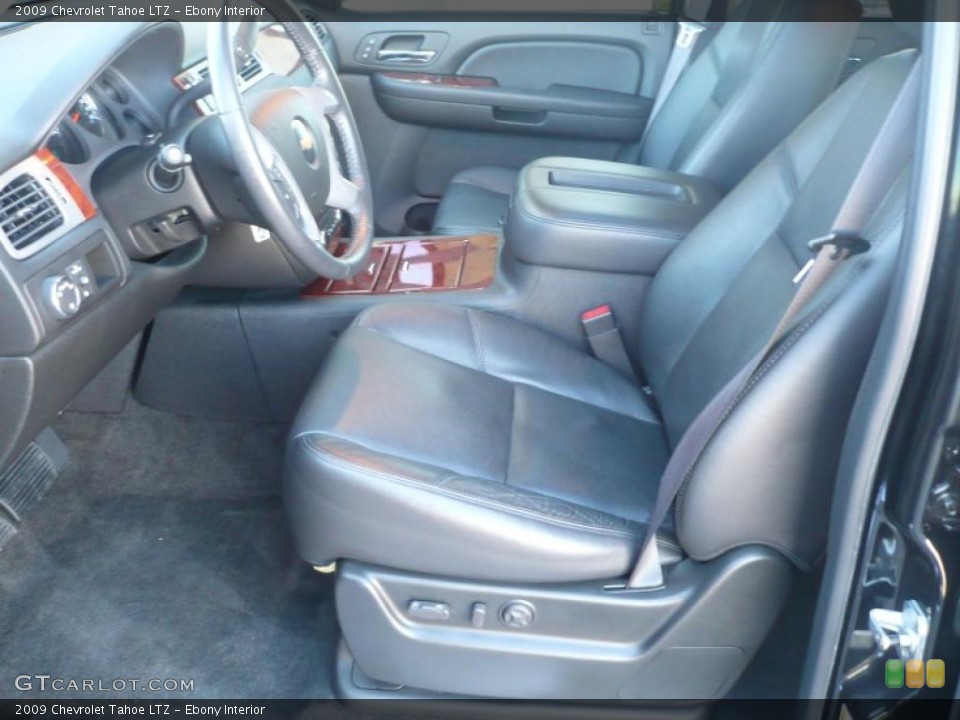 Ebony Interior Photo for the 2009 Chevrolet Tahoe LTZ #39211706