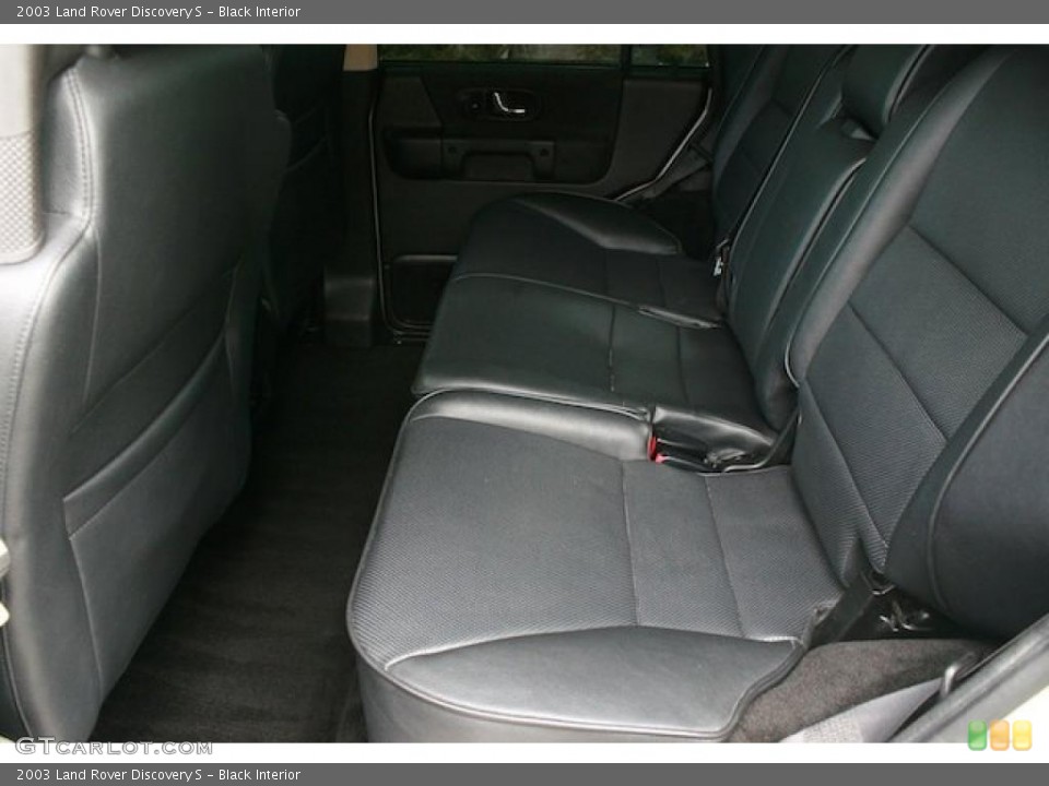 Black Interior Photo for the 2003 Land Rover Discovery S #39215674