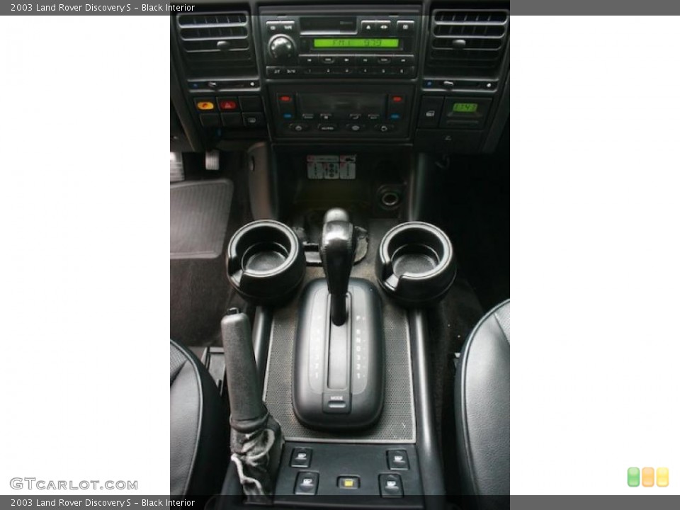 Black Interior Controls for the 2003 Land Rover Discovery S #39215884
