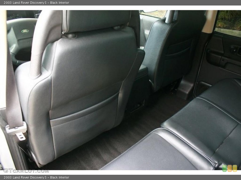 Black Interior Photo for the 2003 Land Rover Discovery S #39215916