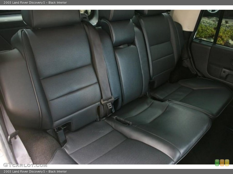 Black Interior Photo for the 2003 Land Rover Discovery S #39216008