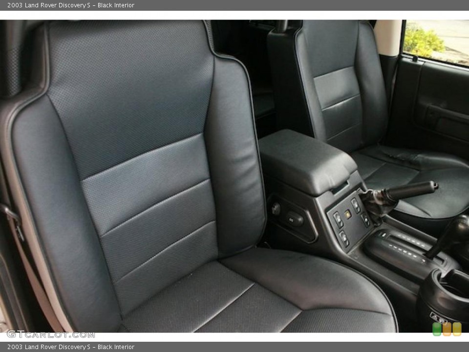 Black Interior Photo for the 2003 Land Rover Discovery S #39216070