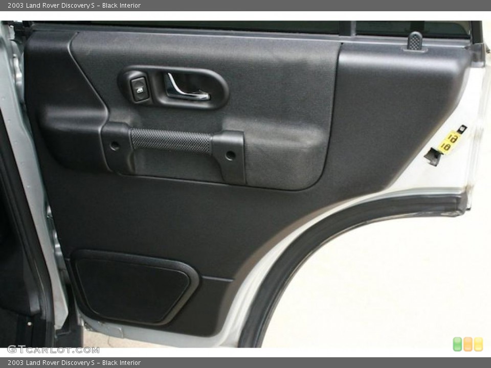 Black Interior Door Panel for the 2003 Land Rover Discovery S #39216126