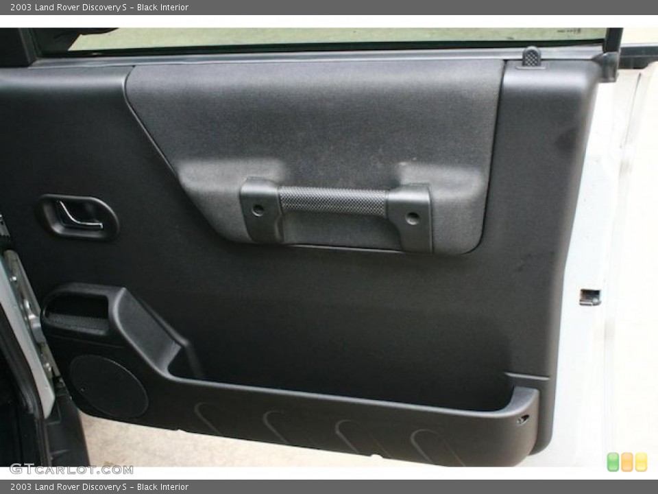 Black Interior Door Panel for the 2003 Land Rover Discovery S #39216134