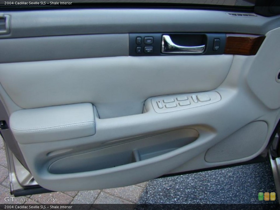 Shale Interior Door Panel for the 2004 Cadillac Seville SLS #39216662