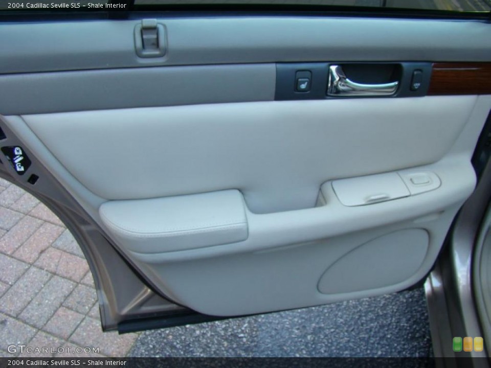 Shale Interior Door Panel for the 2004 Cadillac Seville SLS #39216726