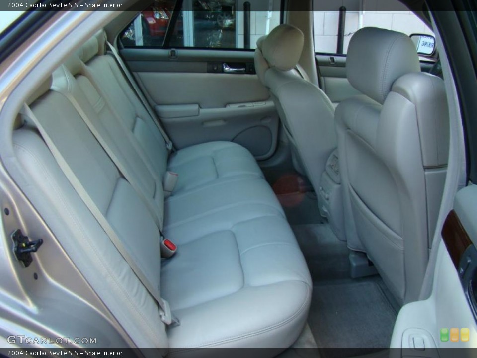 Shale Interior Photo for the 2004 Cadillac Seville SLS #39216838