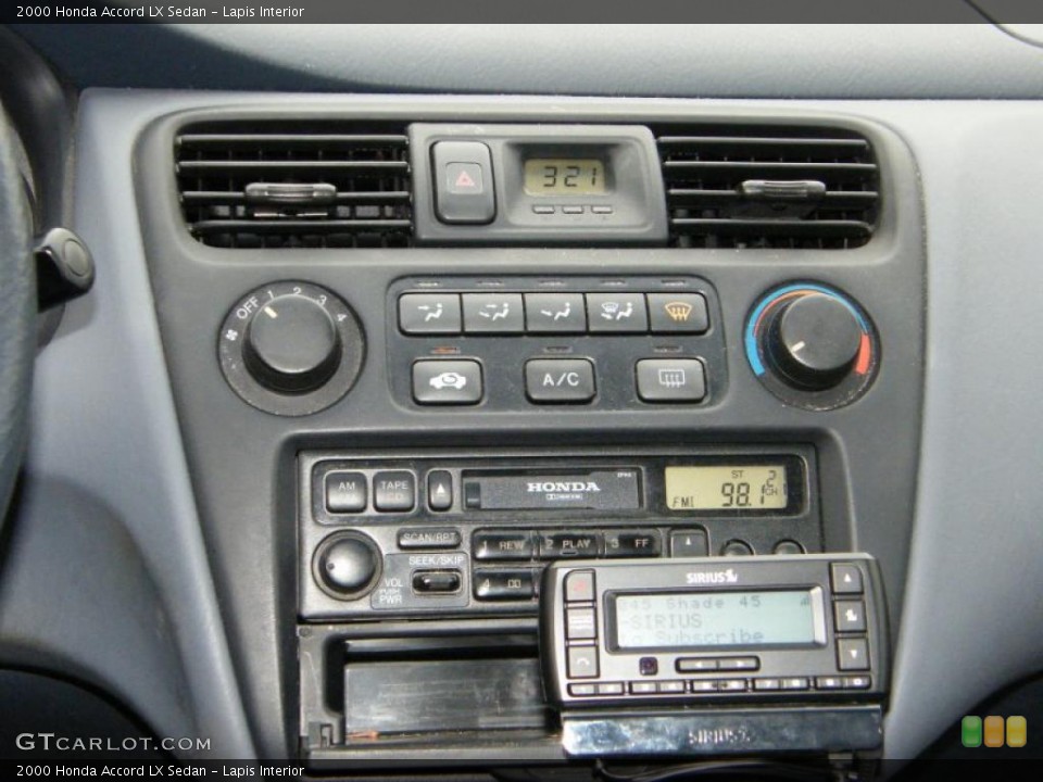 Lapis Interior Controls for the 2000 Honda Accord LX Sedan #39219206