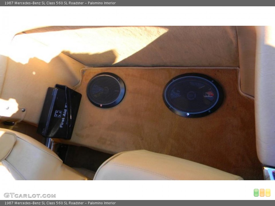 Palomino Interior Photo for the 1987 Mercedes-Benz SL Class 560 SL Roadster #39219894