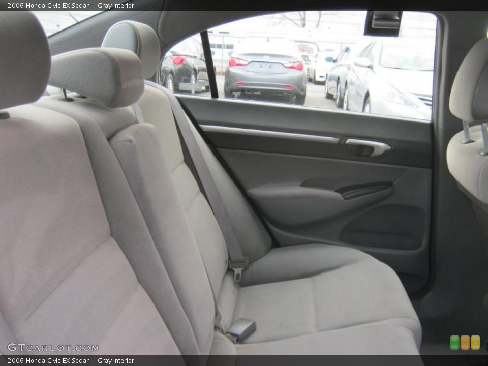 Gray Interior Photo for the 2006 Honda Civic EX Sedan #39225706