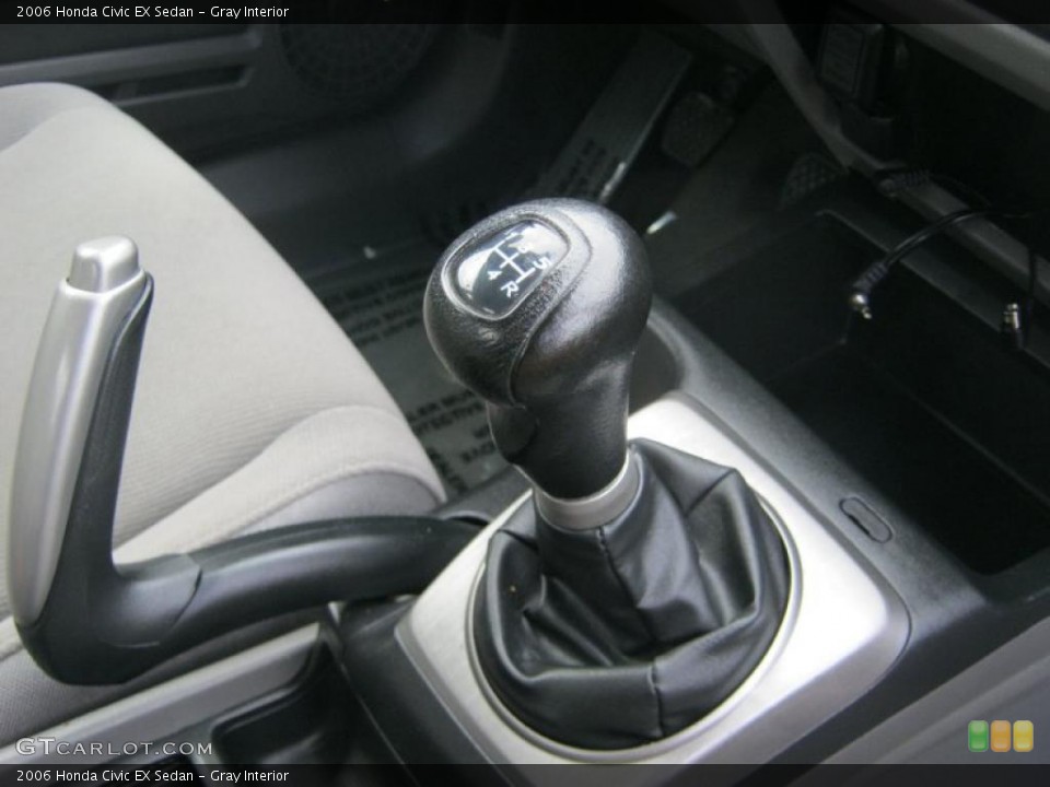 Gray Interior Transmission for the 2006 Honda Civic EX Sedan #39225754
