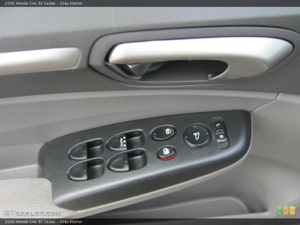 Gray Interior Controls for the 2006 Honda Civic EX Sedan #39225978
